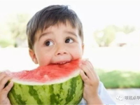 娱乐吃瓜君抹黑他人,真相背后令人震惊